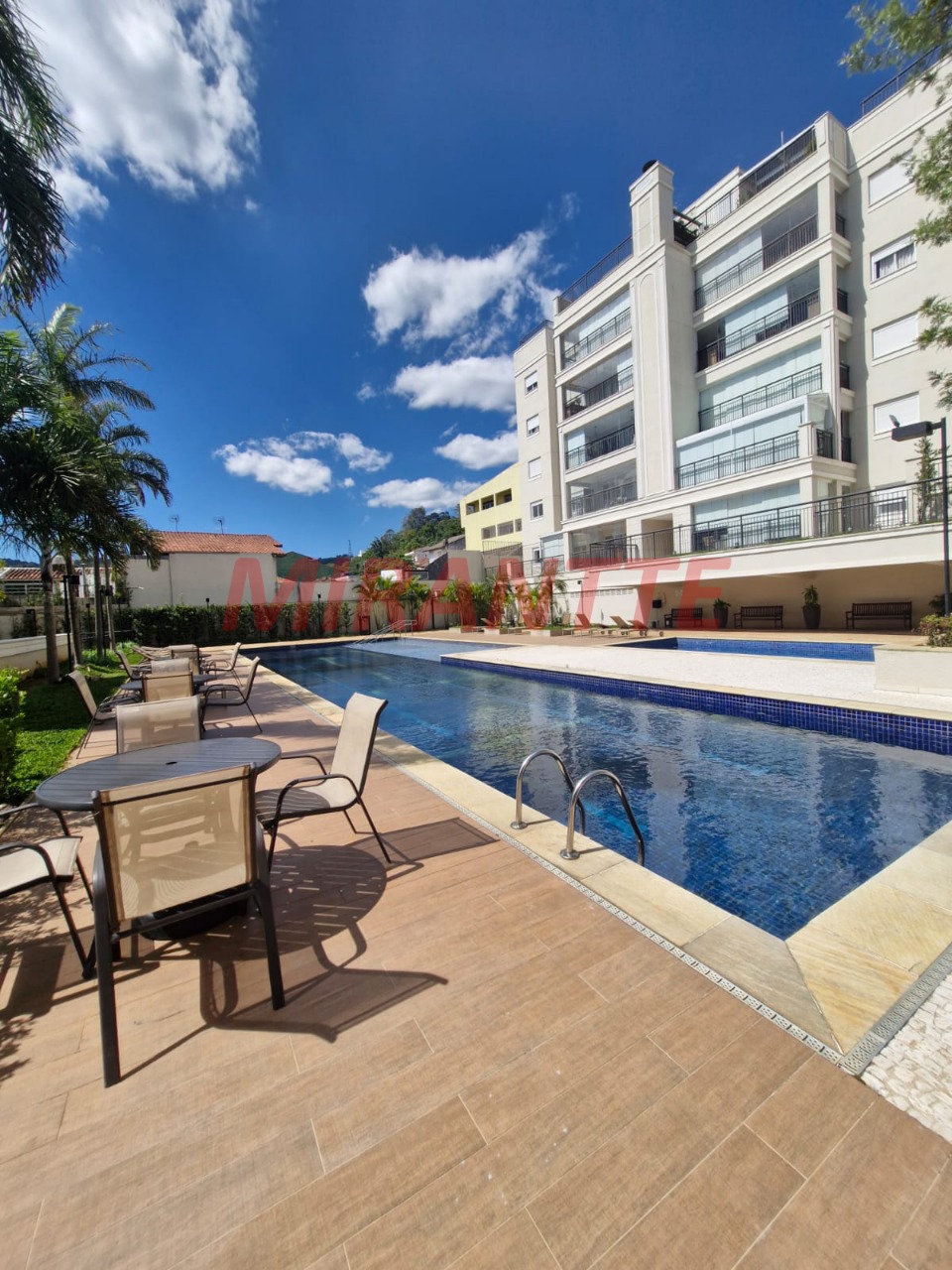 Apartamento de 157m² com 3 quartos em Tremembe