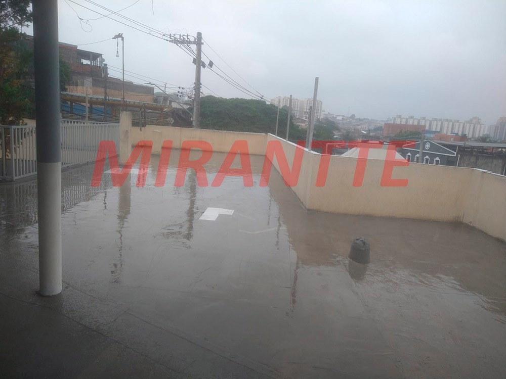 Comercial de 550m² em Jardim Peri