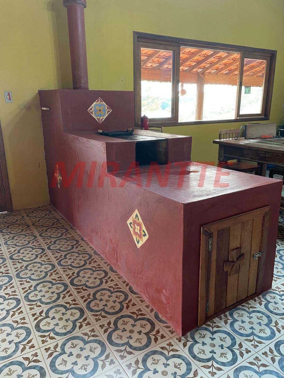 Outros de 300m² com 2 quartos em Ourives