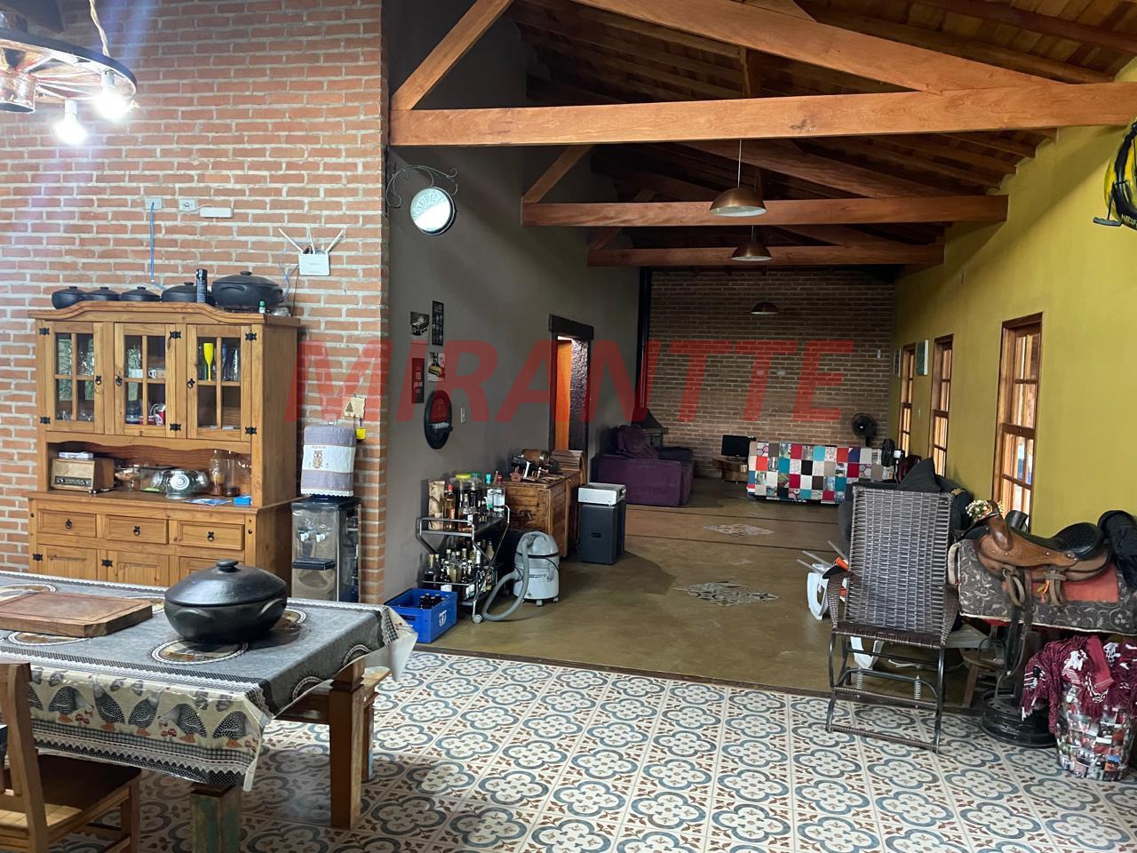 Outros de 300m² com 2 quartos em Ourives