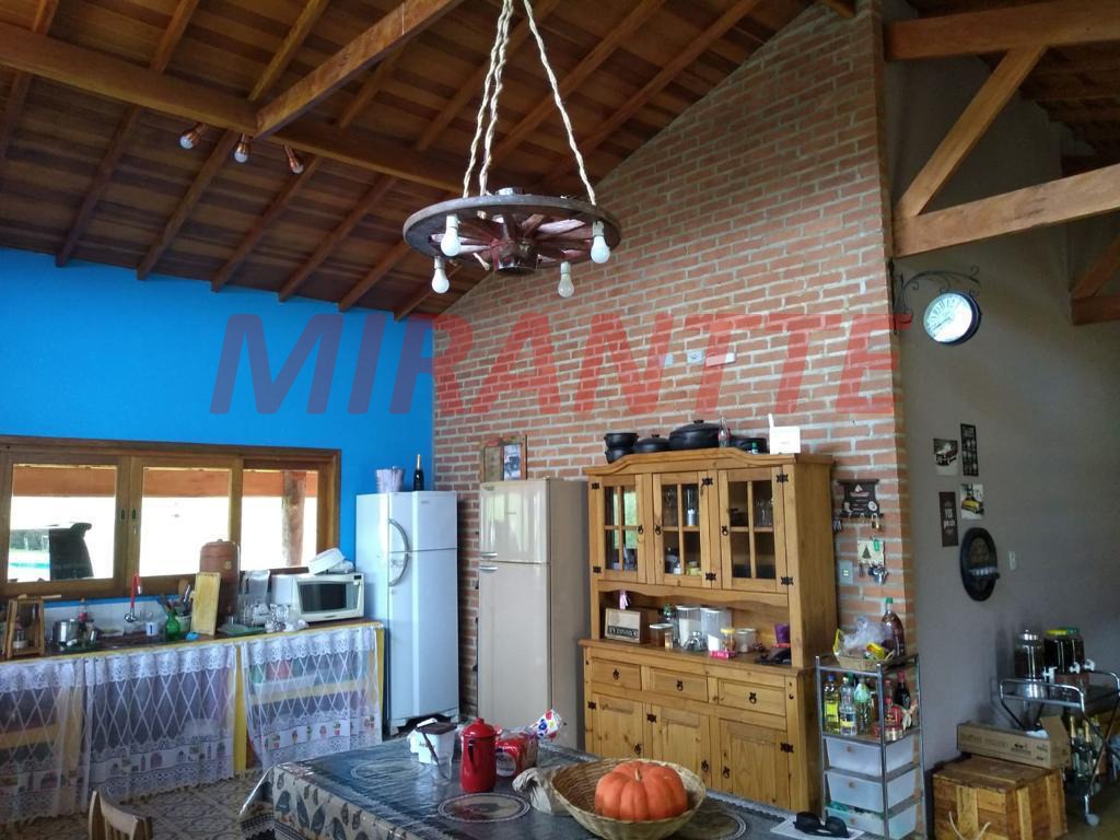 Outros de 300m² com 2 quartos em Ourives