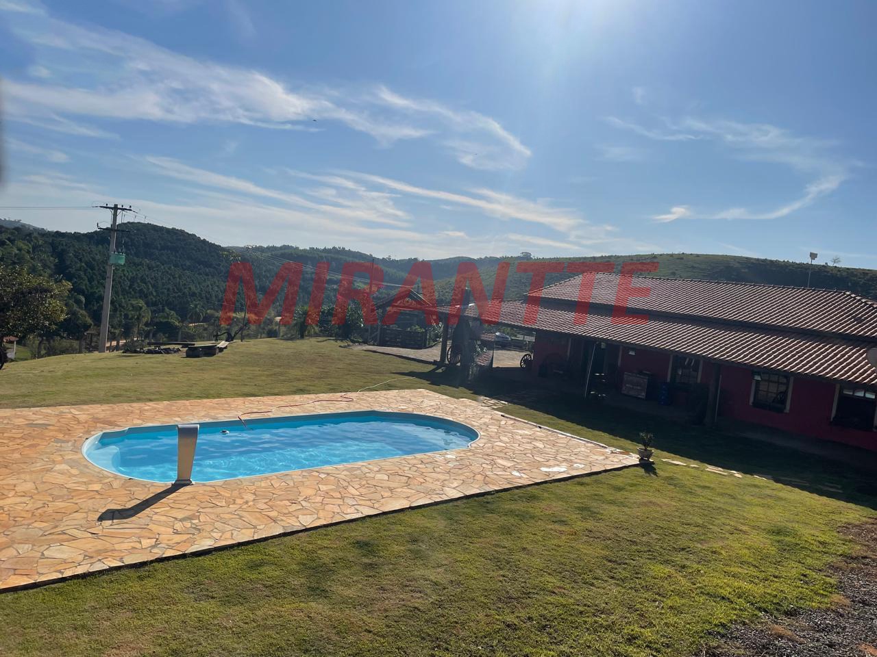 Outros de 300m² com 2 quartos em Ourives
