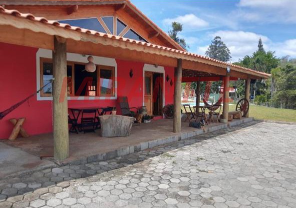 Outros de 300m² com 2 quartos em Ourives