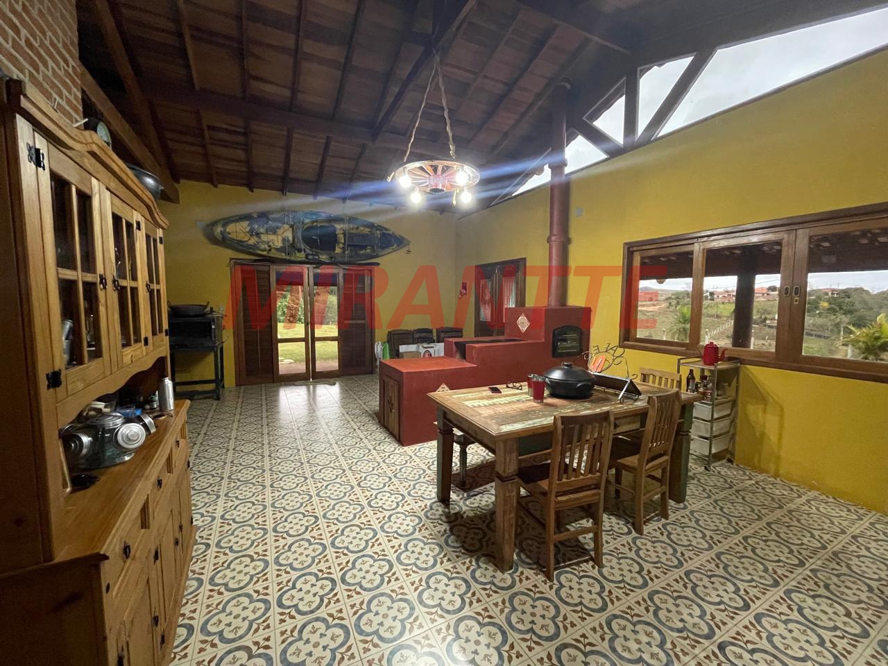 Outros de 300m² com 2 quartos em Ourives