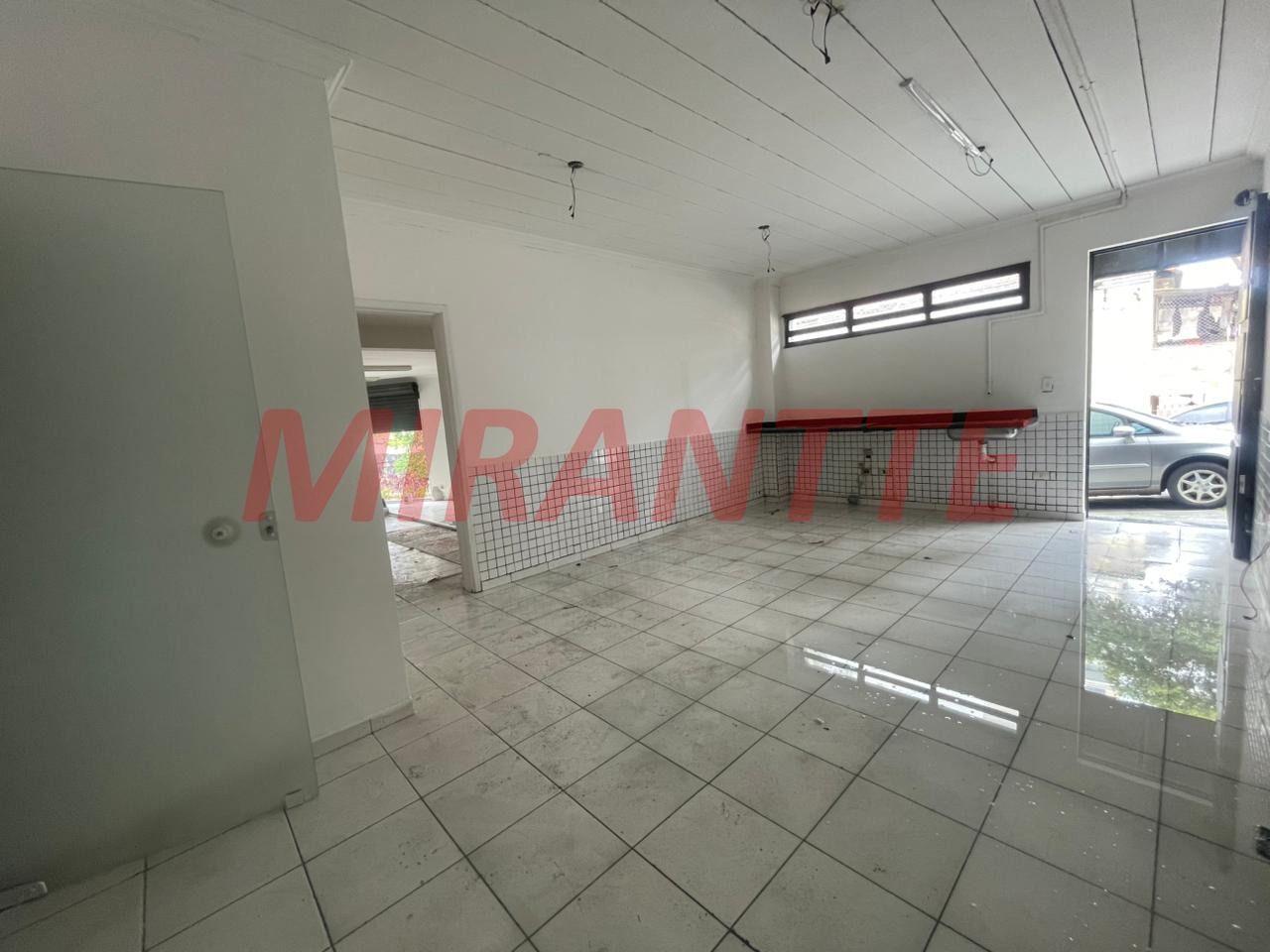 Comercial de 322m² em Casa Verde
