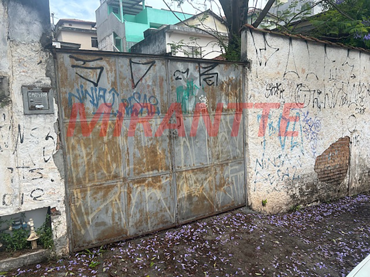 Terreno de 0m² em Jardim Paraiso