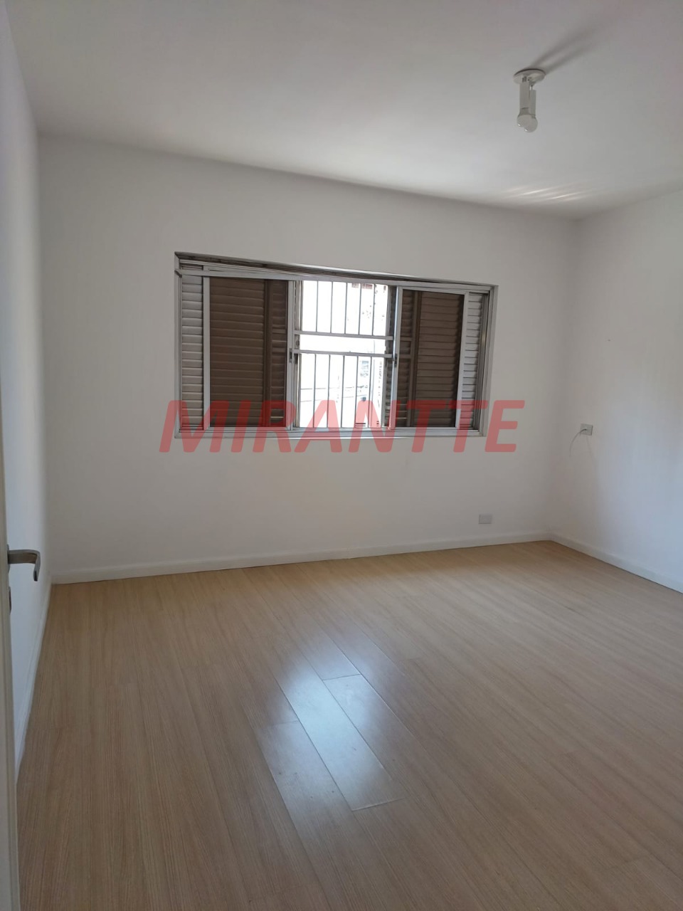 Sobrado de 196m² com 3 quartos em Vila Regente Feijó