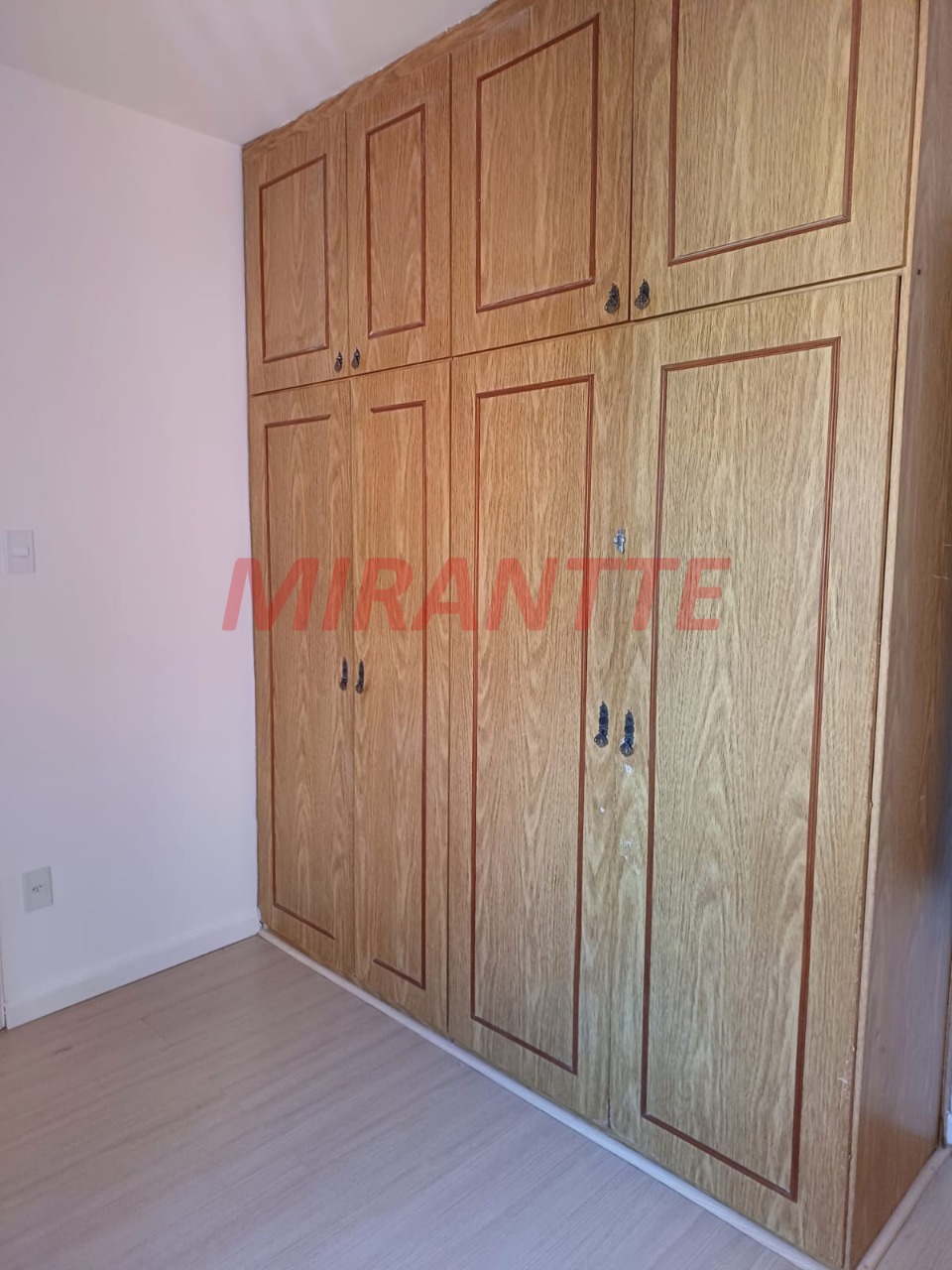 Sobrado de 196m² com 3 quartos em Vila Regente Feijó