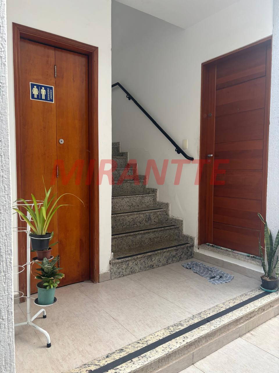 Cond. fechado de 46m² com 2 quartos em Imirim
