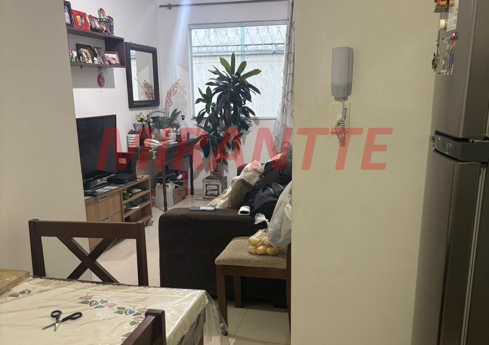 Cond. fechado de 46m² com 2 quartos em Imirim