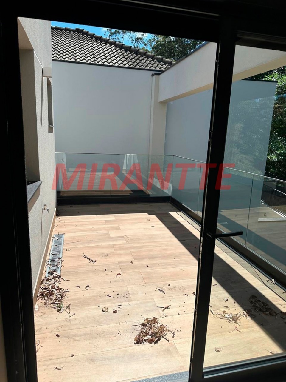 Cond. fechado de 460m² com 3 quartos em Tucuruvi