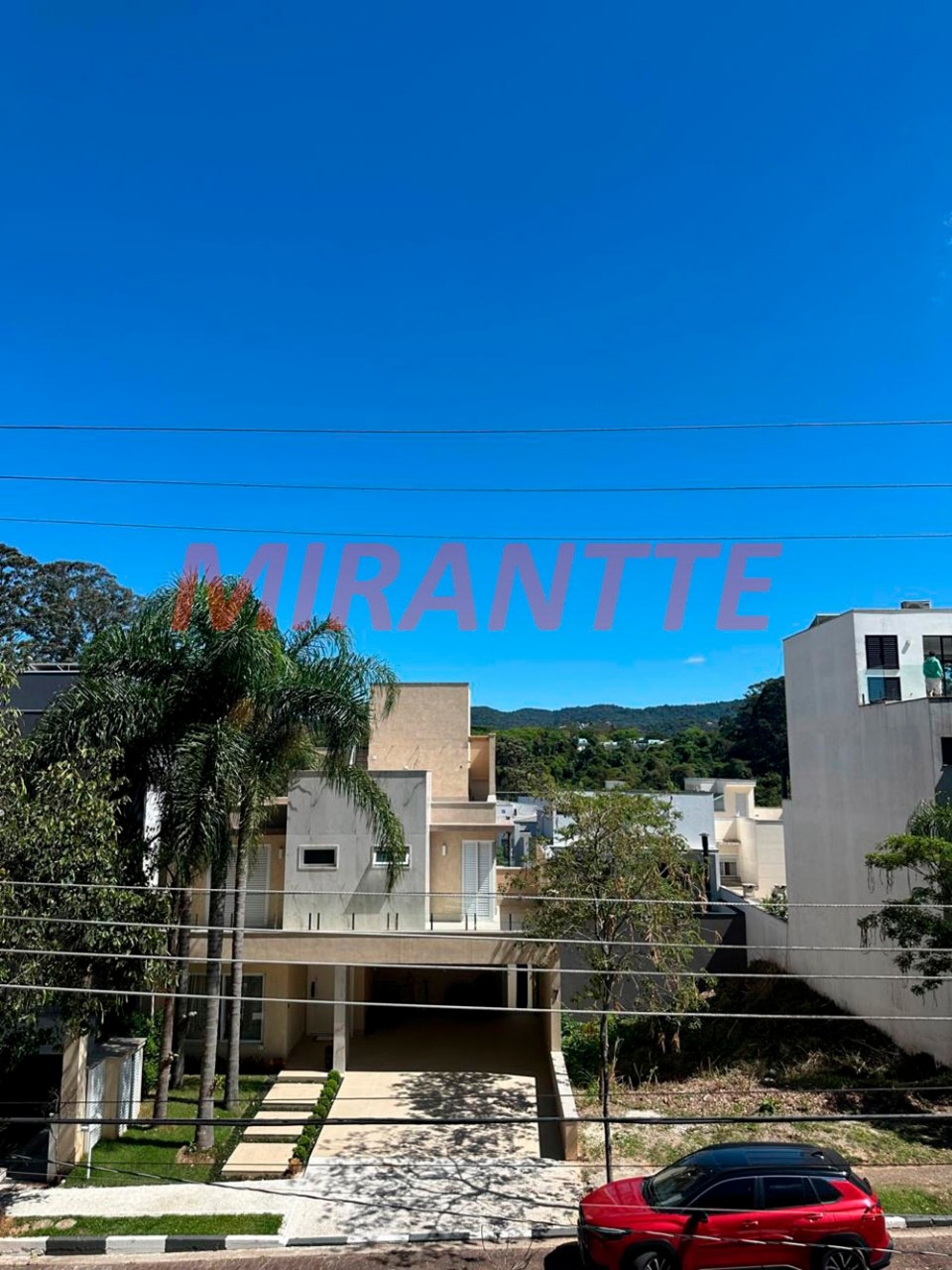 Cond. fechado de 460m² com 3 quartos em Tucuruvi