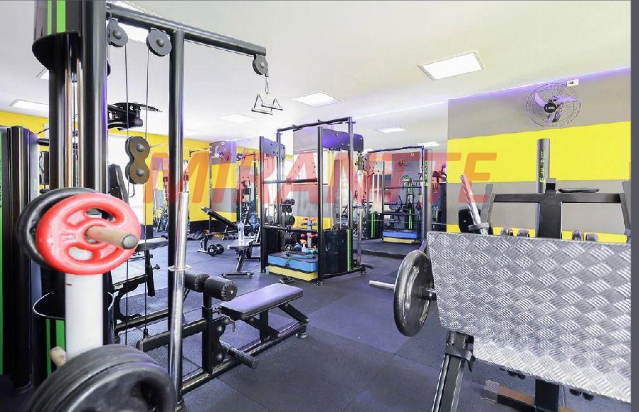 Apartamento de 50m² com 2 quartos em Limão