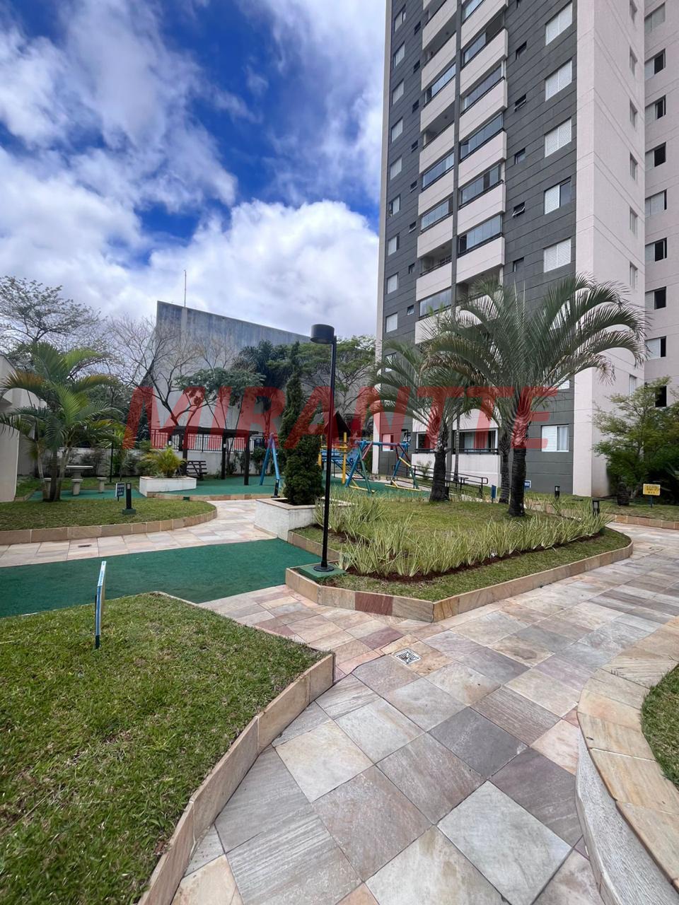 Apartamento de 50m² com 2 quartos em Limão