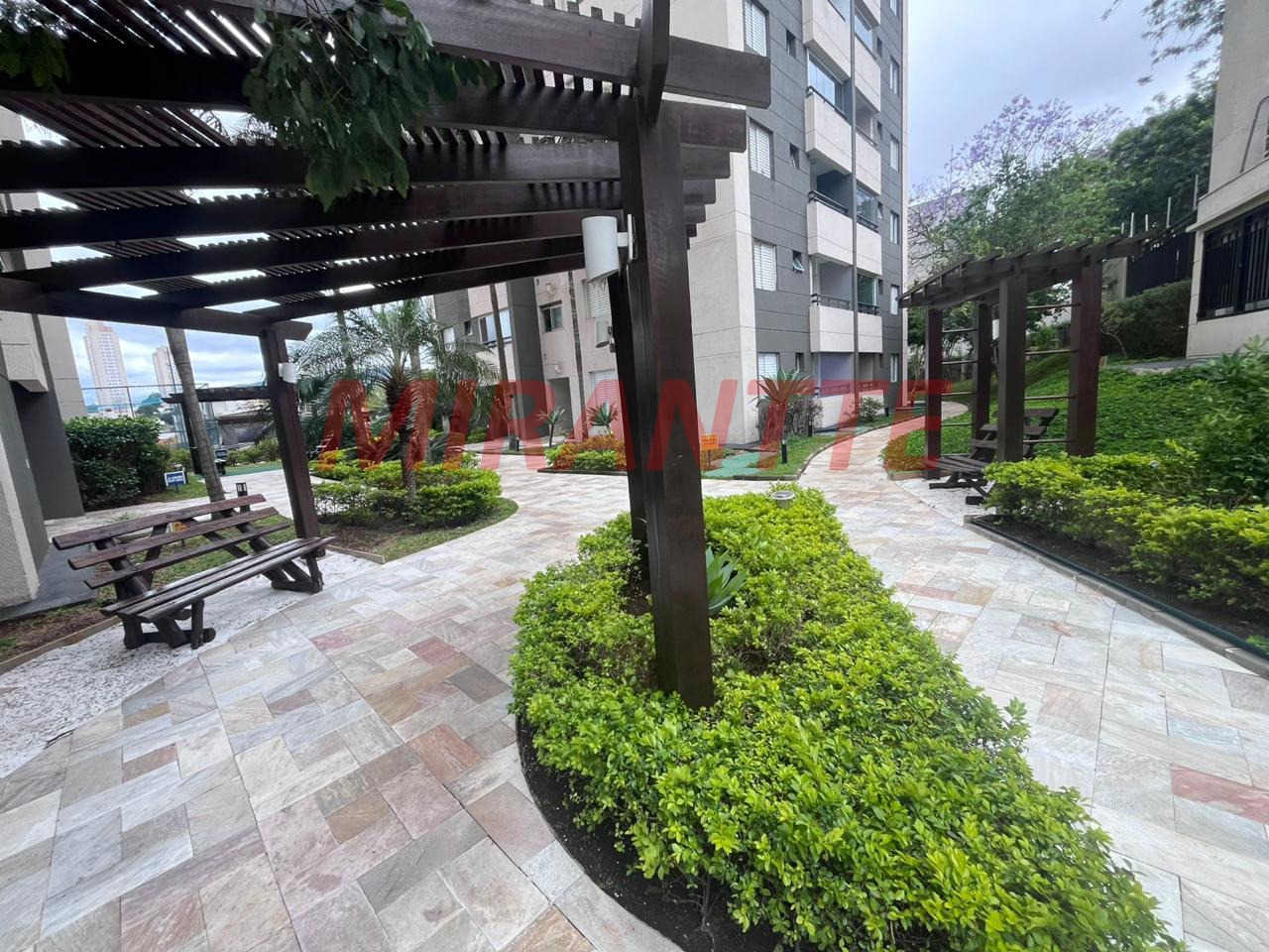 Apartamento de 50m² com 2 quartos em Limão