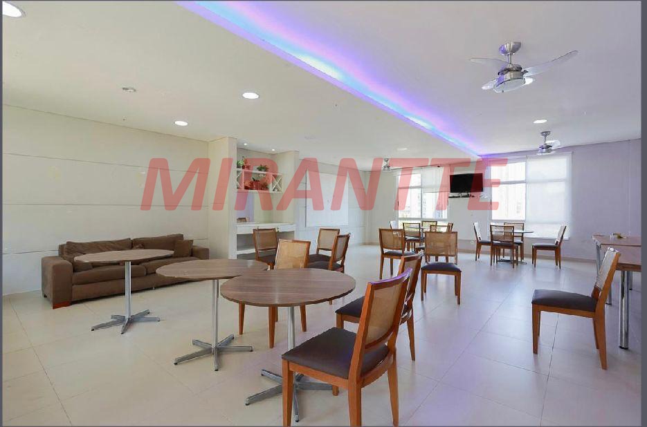 Apartamento de 50m² com 2 quartos em Limão