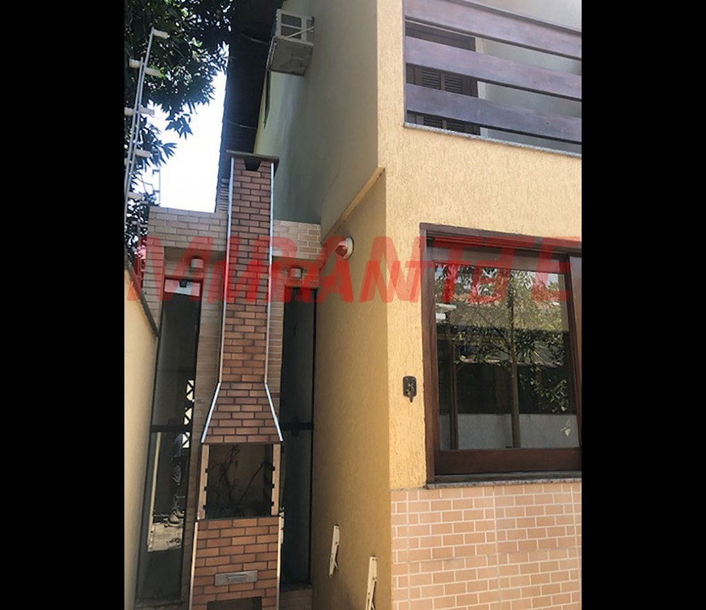 Cond. fechado de 100m² com 2 quartos em Jardim Cocaia