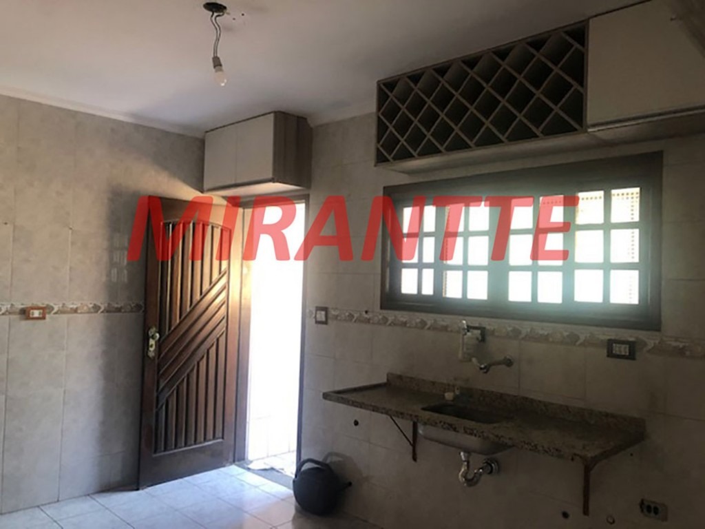 Cond. fechado de 100m² com 2 quartos em Jardim Cocaia