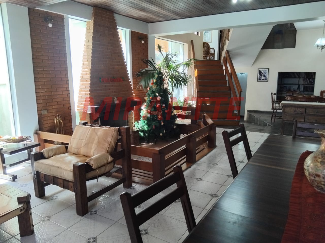 Casa terrea de 500m² com 3 quartos em Vil Galvão