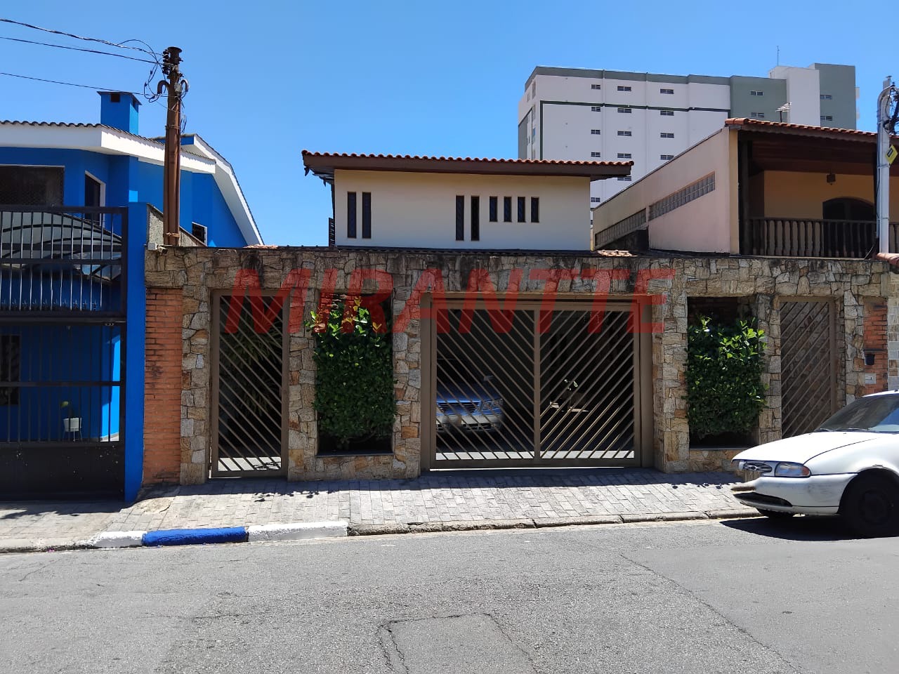 Casa terrea de 500m² com 3 quartos em Vil Galvão