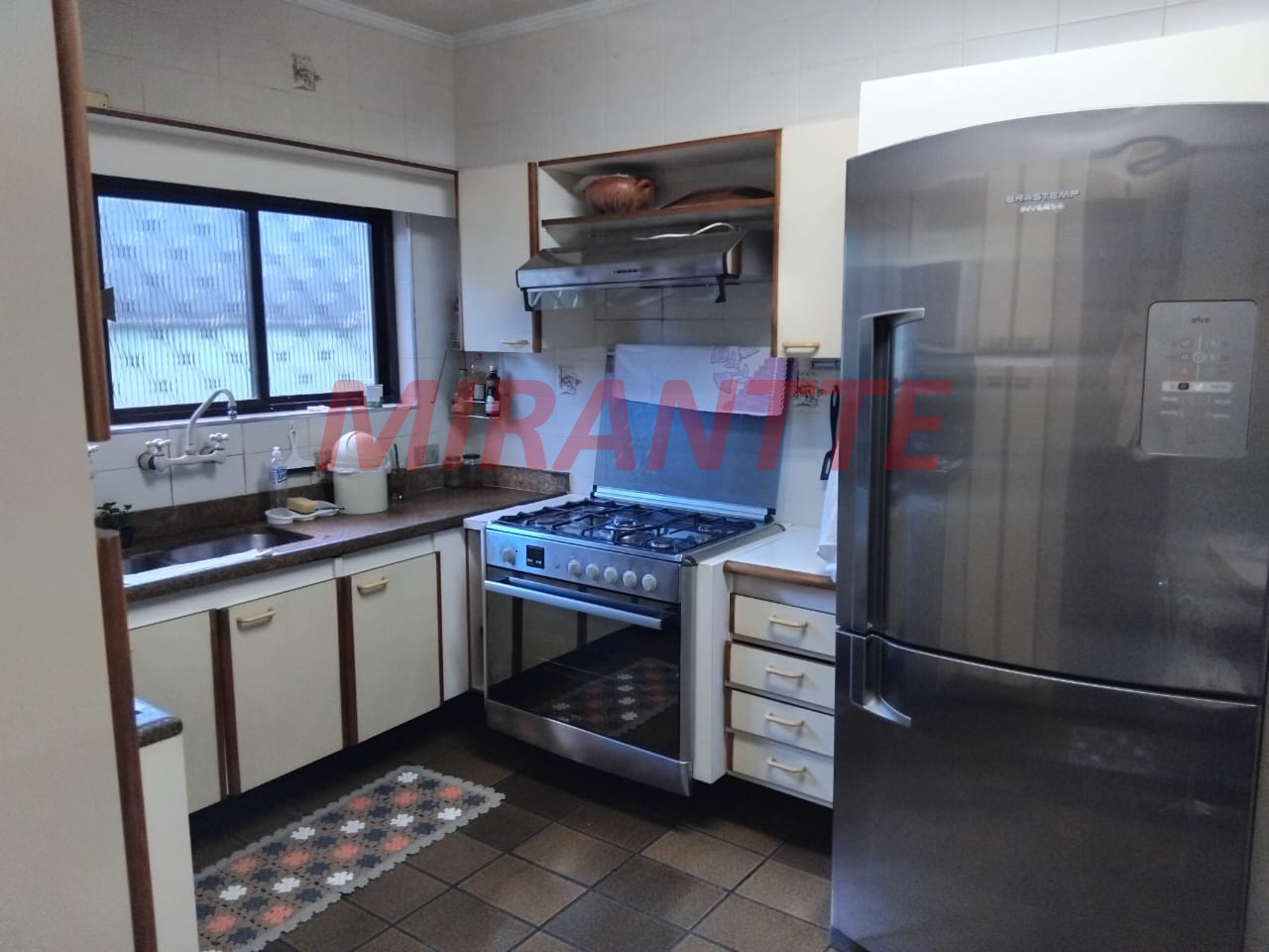 Casa terrea de 500m² com 3 quartos em Vil Galvão