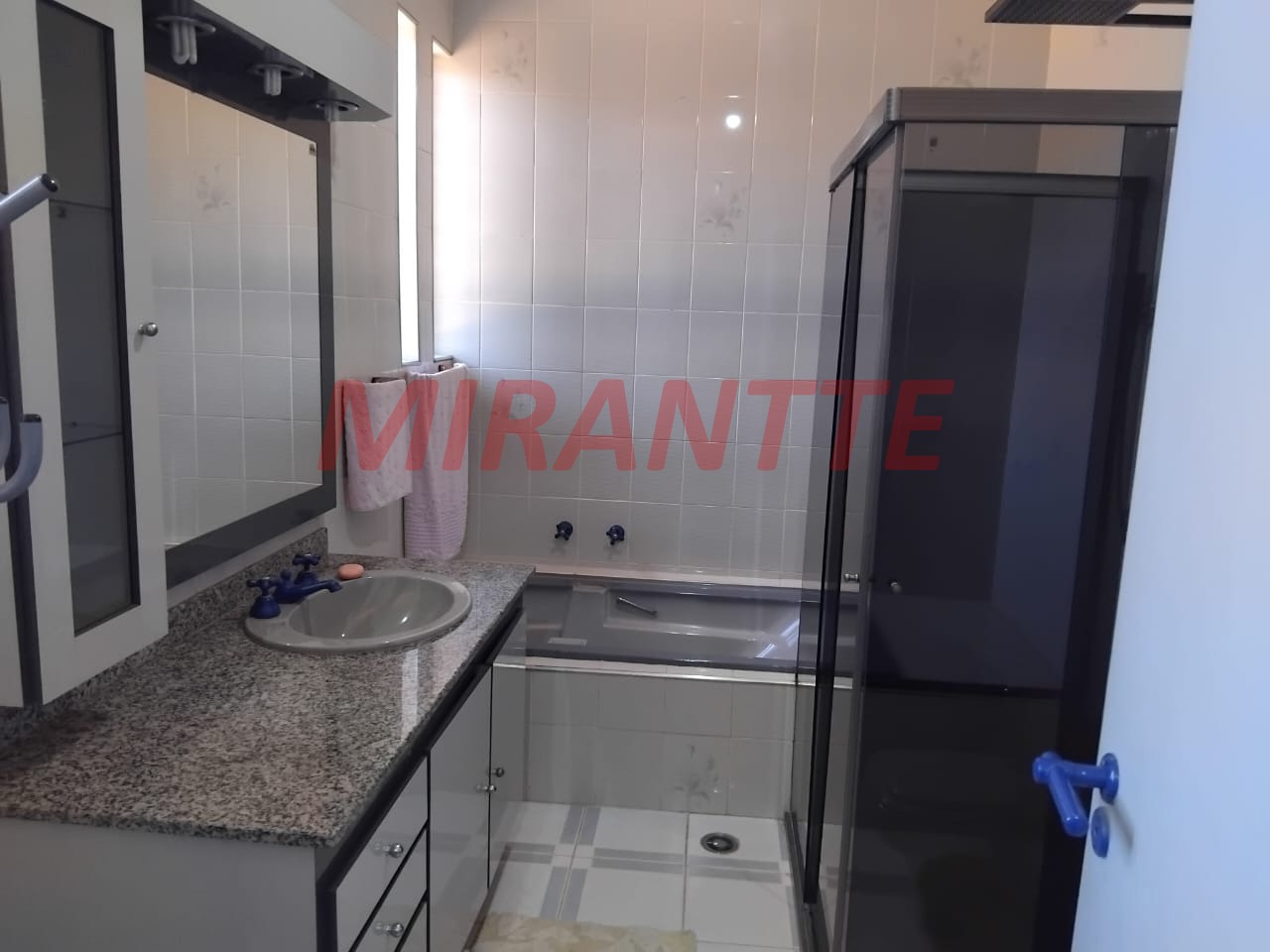 Casa terrea de 500m² com 3 quartos em Vil Galvão