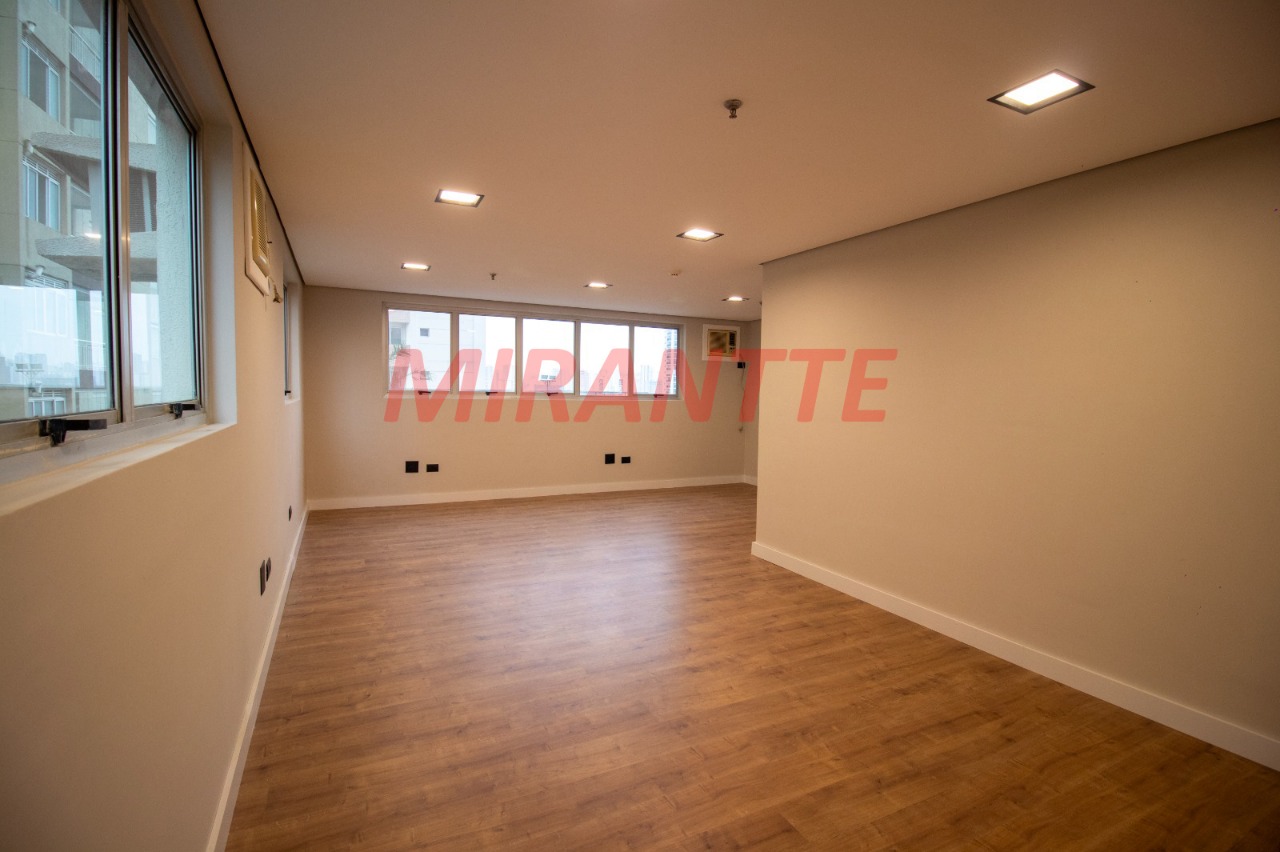 Comercial de 103m² em Casa Verde