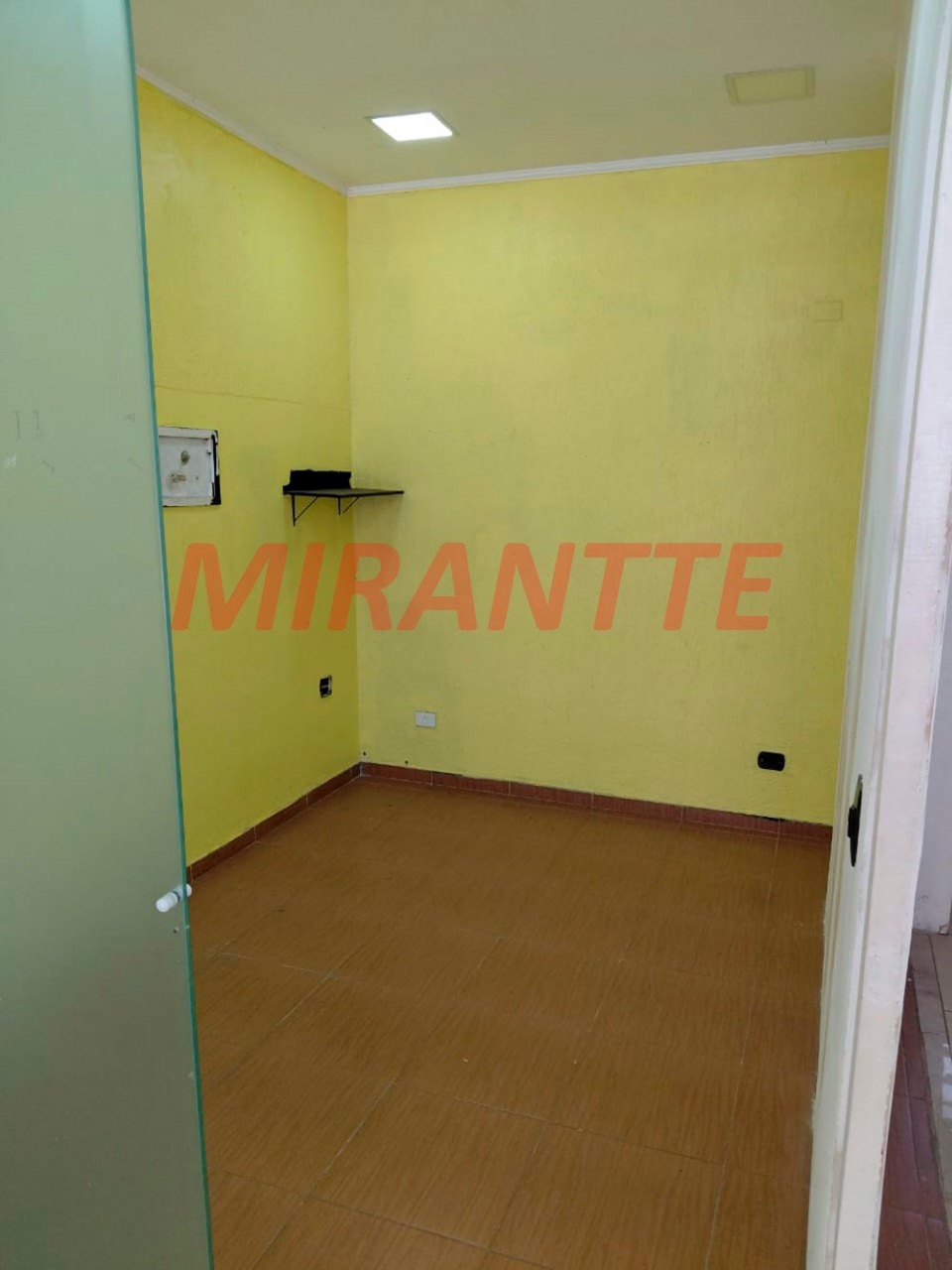 Comercial de 100m² em Vila Gustavo