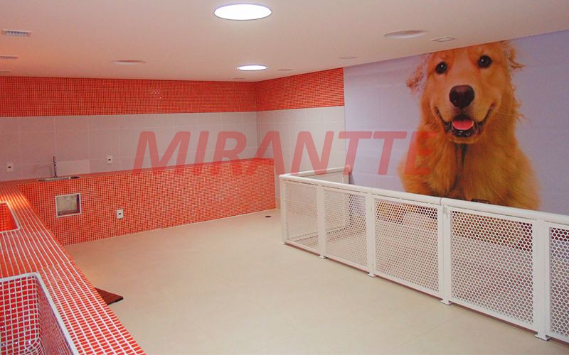 Apartamento de 60m² com 2 quartos em Jardim Tupanci