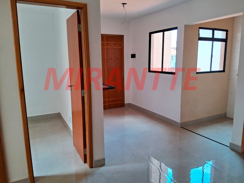 Apartamento de 42m² com 2 quartos em Vila Gustavo
