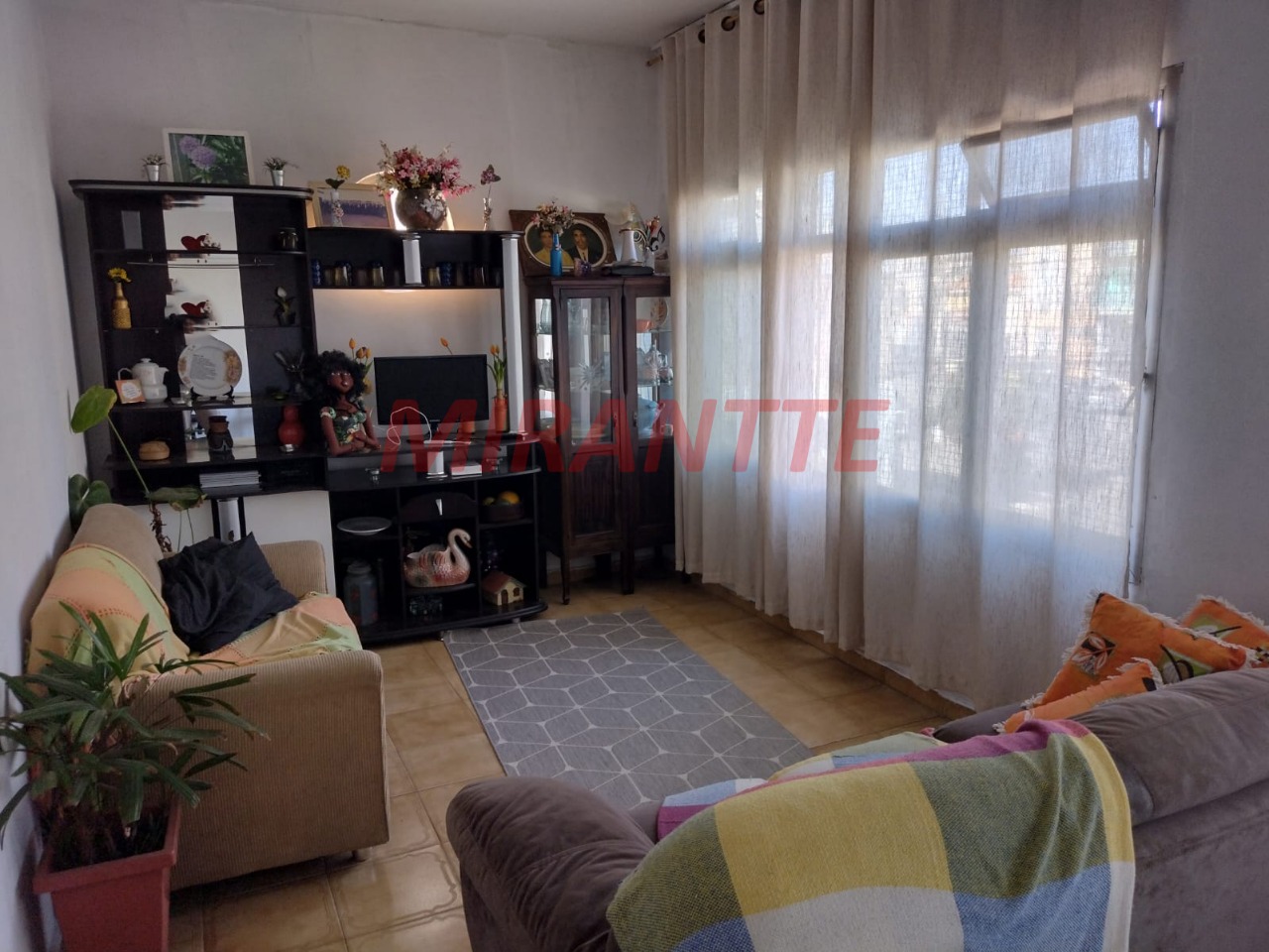 Sobrado de 220m² com 3 quartos em Jardim Brasil (Zona Norte)