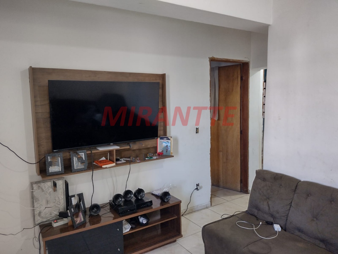 Sobrado de 220m² com 3 quartos em Jardim Brasil (Zona Norte)