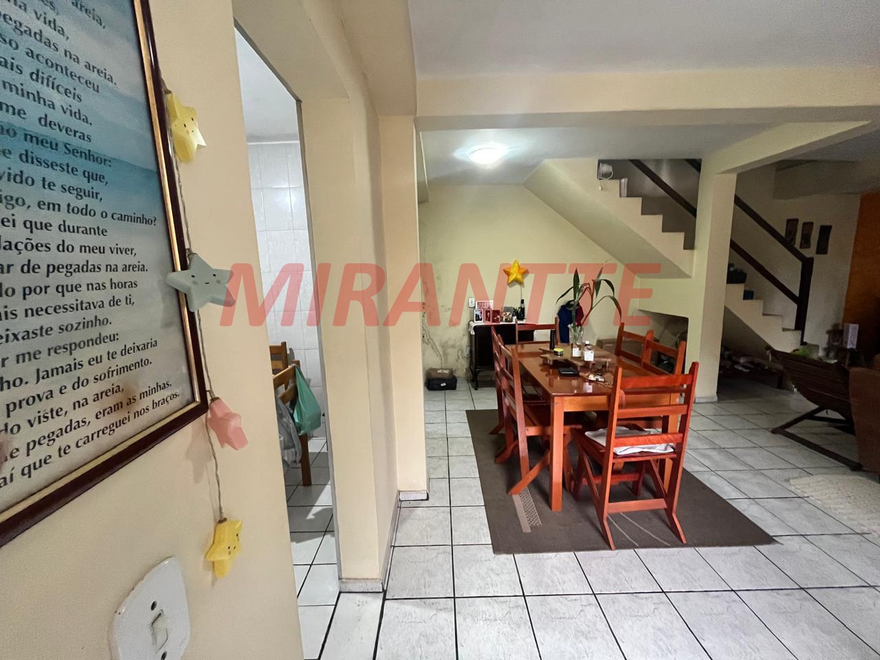 Sobrado de 162m² com 3 quartos em Samambaia