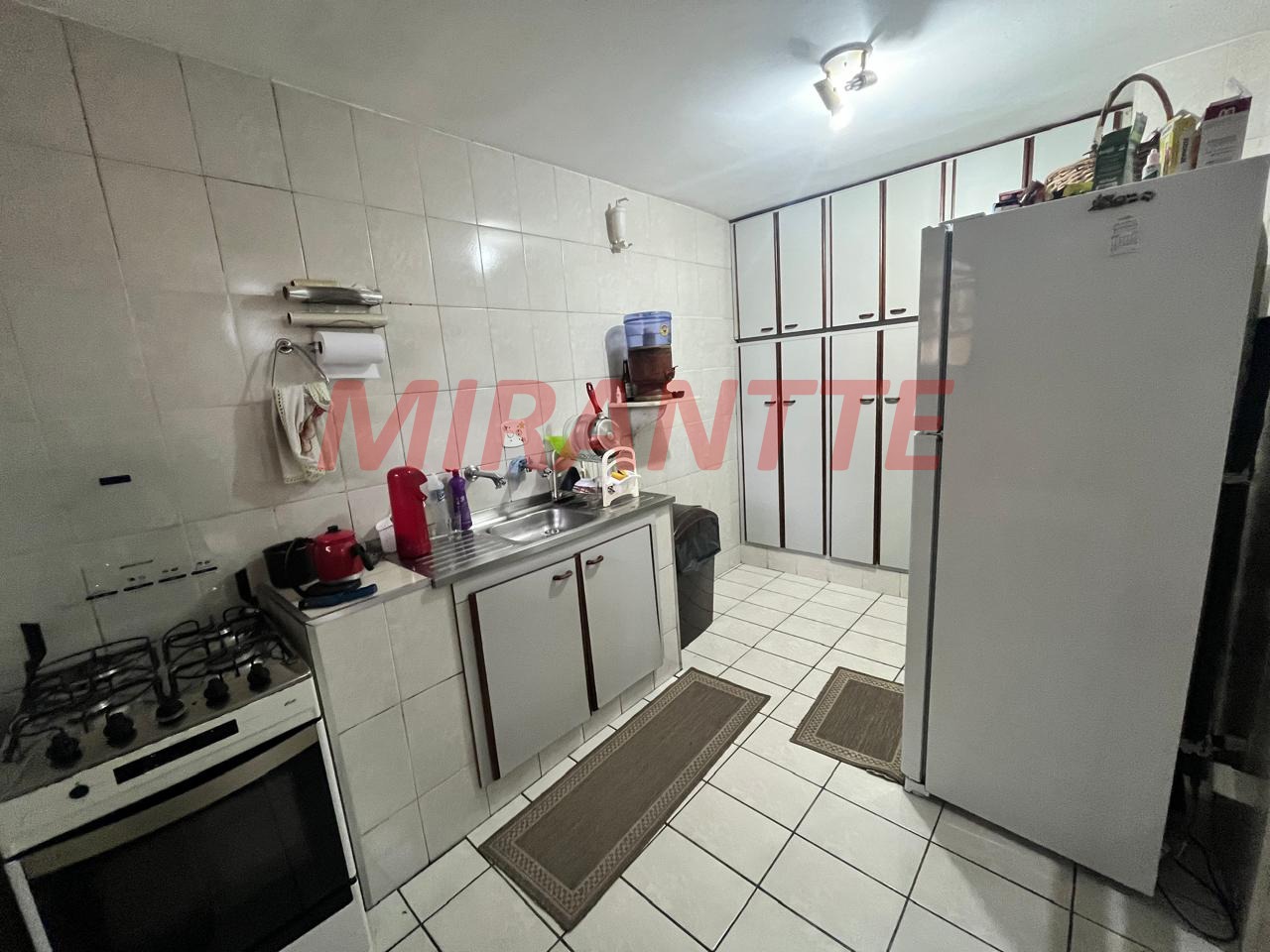 Sobrado de 162m² com 3 quartos em Samambaia