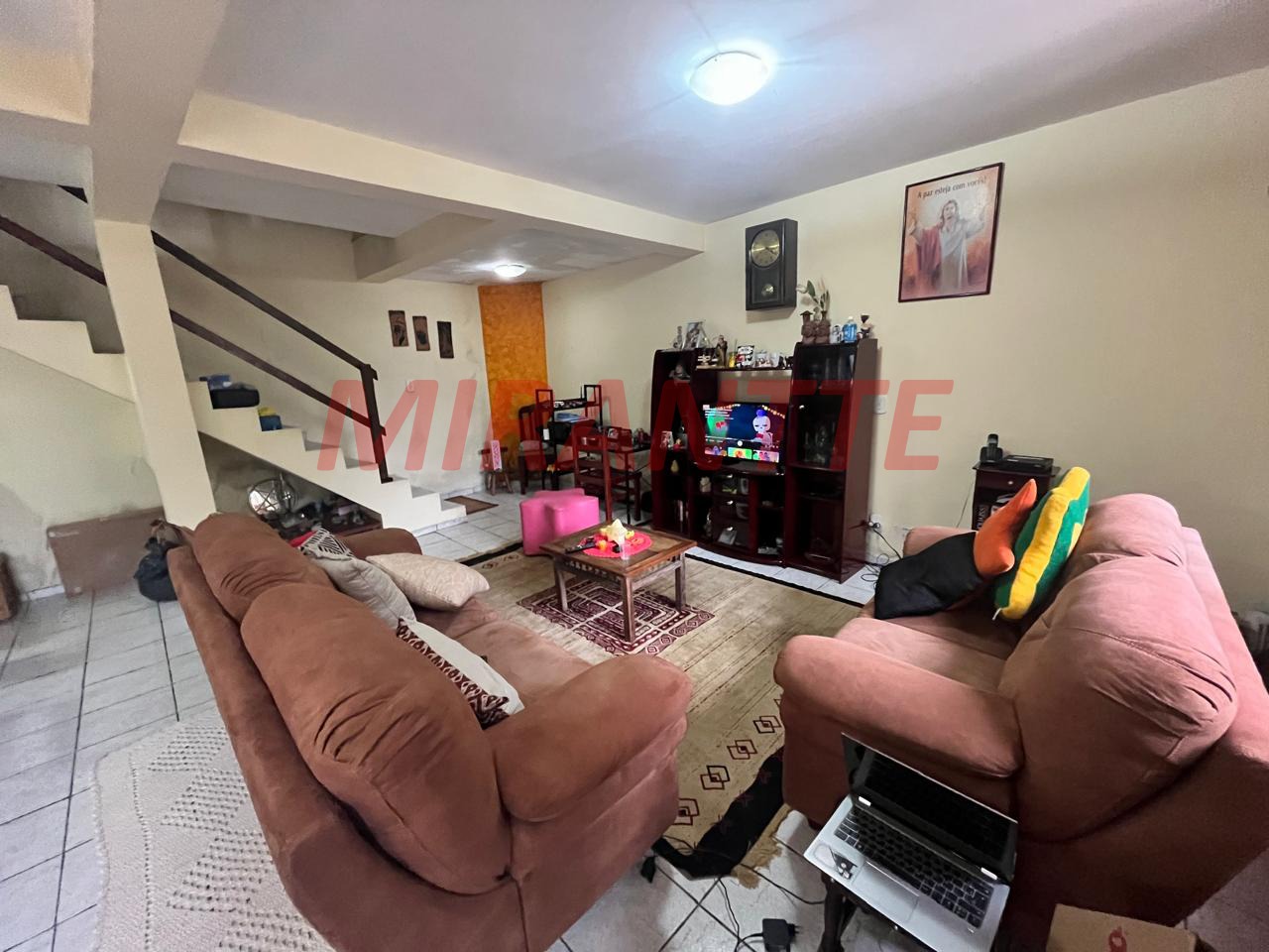 Sobrado de 162m² com 3 quartos em Samambaia
