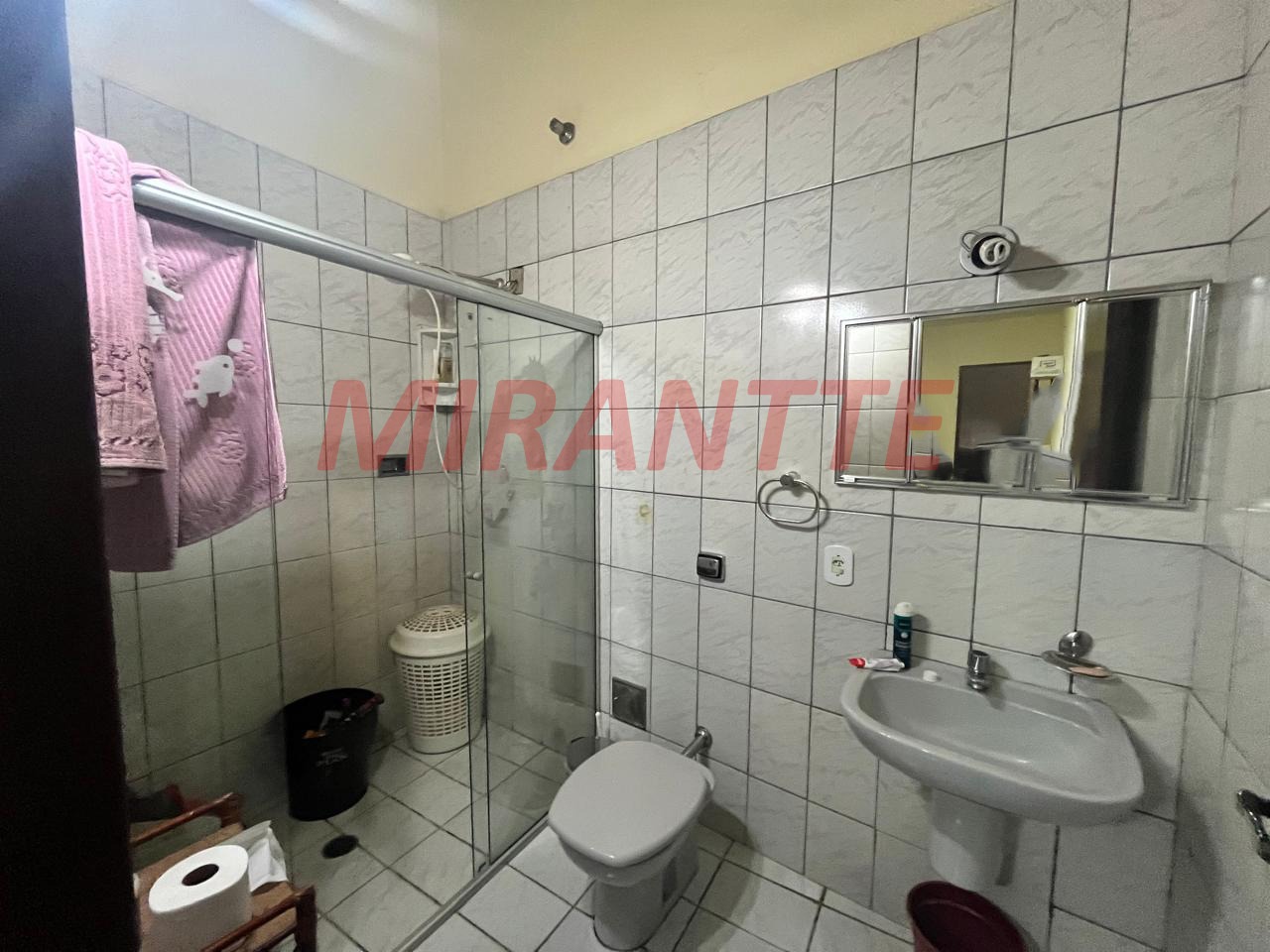 Sobrado de 162m² com 3 quartos em Samambaia