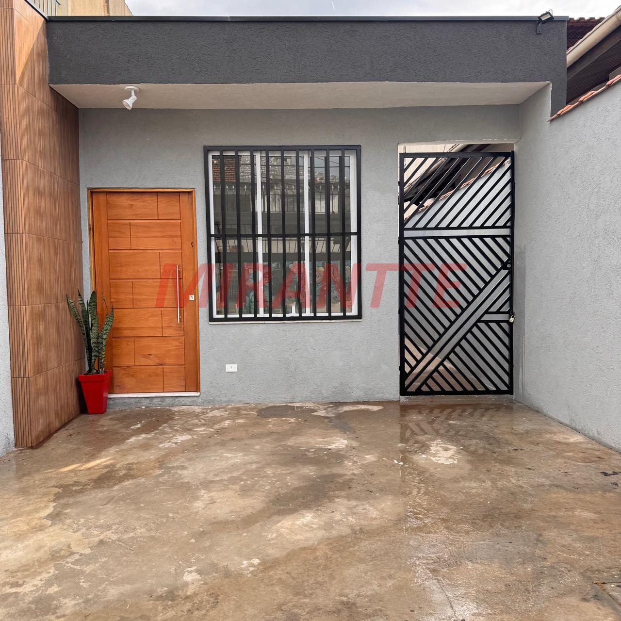 Casa terrea de 70m² com 2 quartos em Vila Mazzei