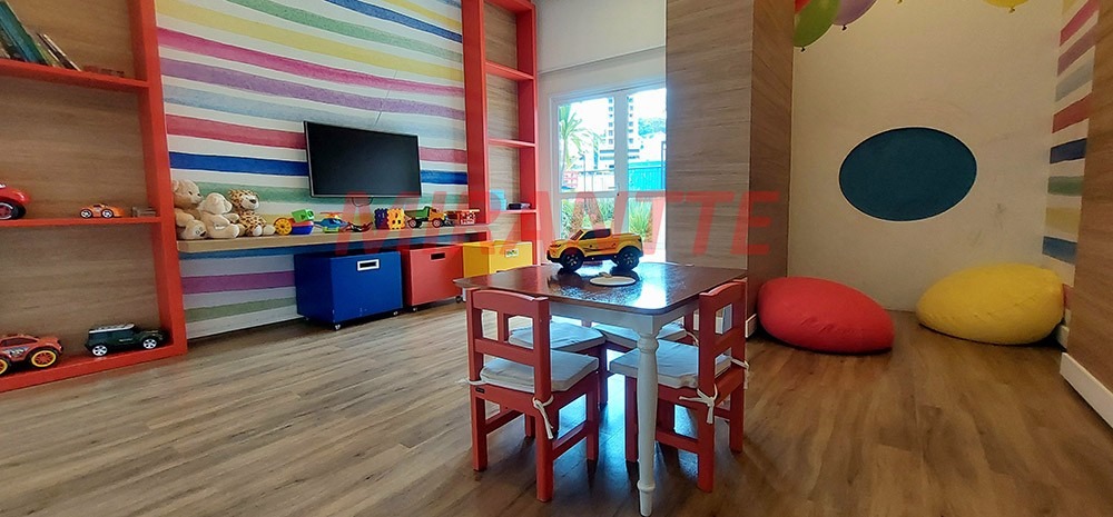 Apartamento de 94m² com 3 quartos em Santana