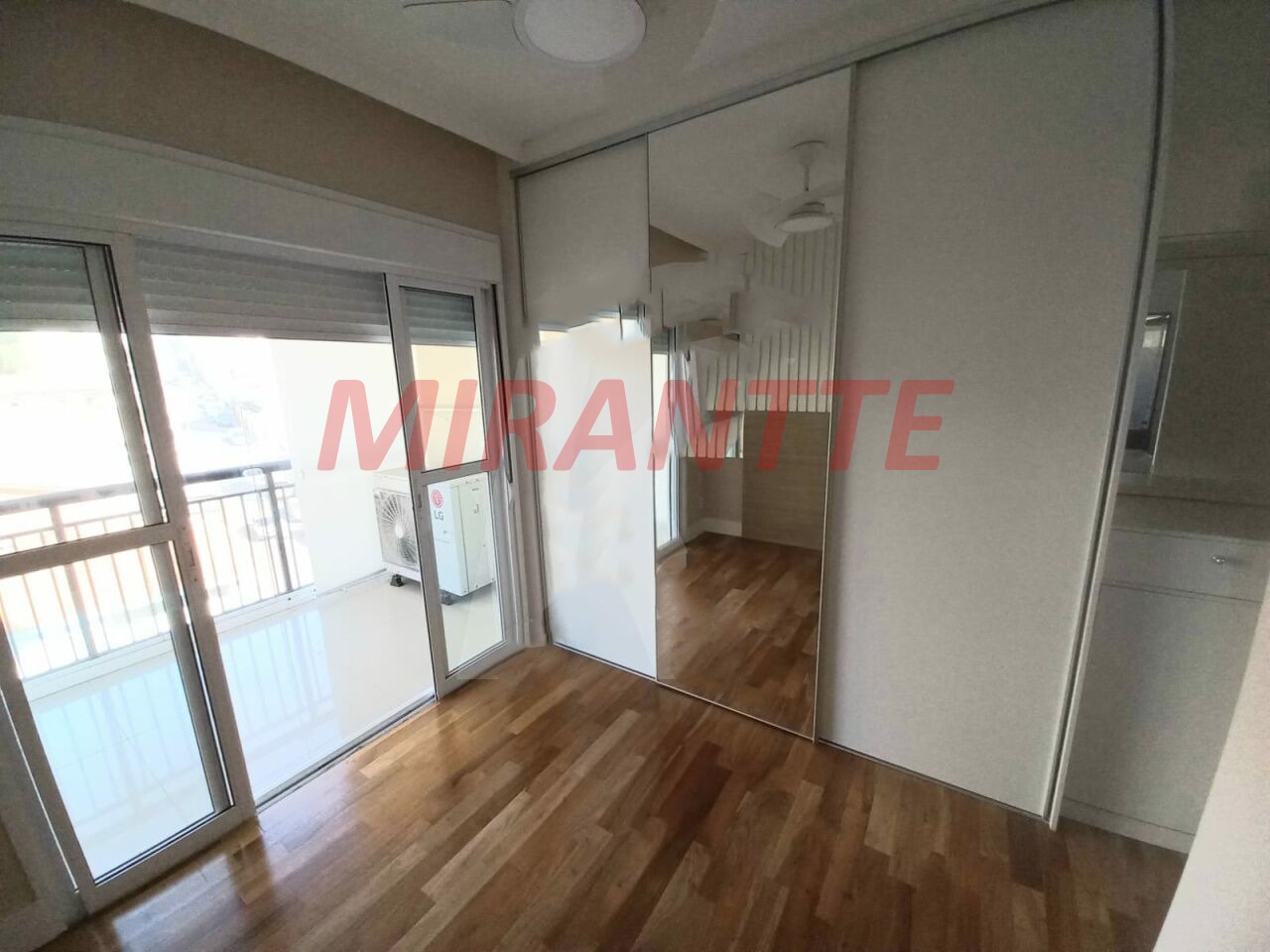 Apartamento de 94m² com 3 quartos em Santana