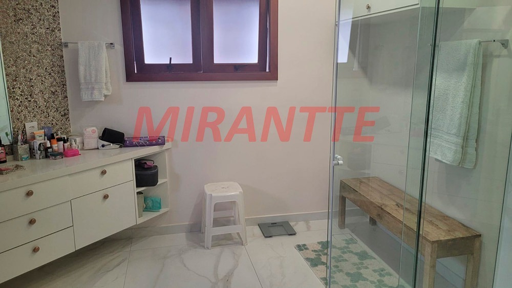 Sobrado de 359m² com 3 quartos em Barro Branco (Zona Norte)