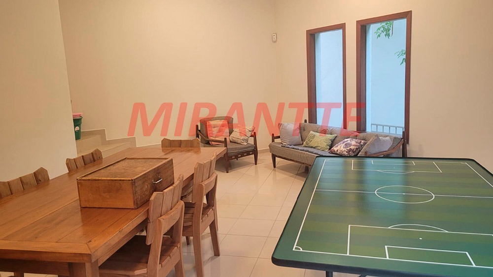 Sobrado de 359m² com 3 quartos em Barro Branco (Zona Norte)