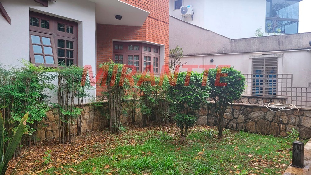 Sobrado de 359m² com 3 quartos em Barro Branco (Zona Norte)