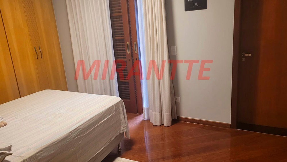 Sobrado de 359m² com 3 quartos em Barro Branco (Zona Norte)