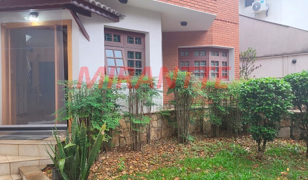 Sobrado de 359m² com 3 quartos em Barro Branco (Zona Norte)