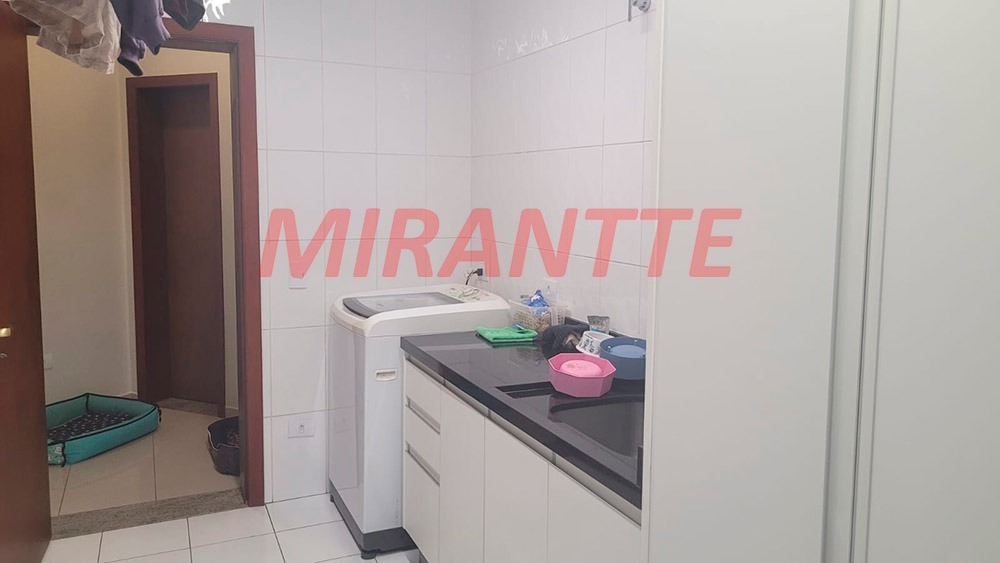 Sobrado de 359m² com 3 quartos em Barro Branco (Zona Norte)