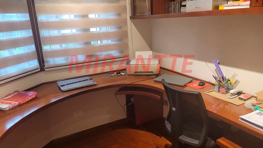 Sobrado de 359m² com 3 quartos em Barro Branco (Zona Norte)