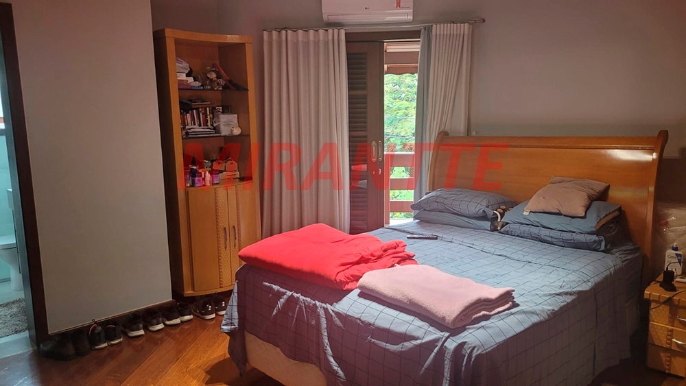 Sobrado de 359m² com 3 quartos em Barro Branco (Zona Norte)
