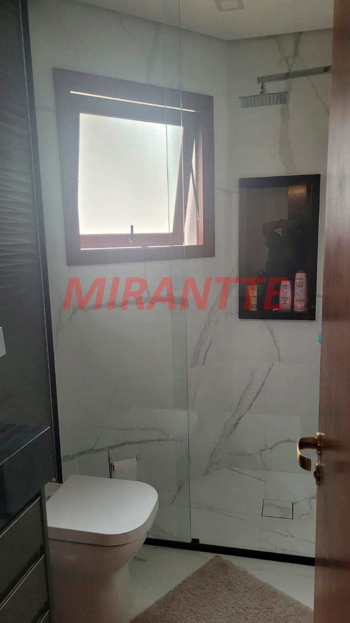 Sobrado de 359m² com 3 quartos em Barro Branco (Zona Norte)