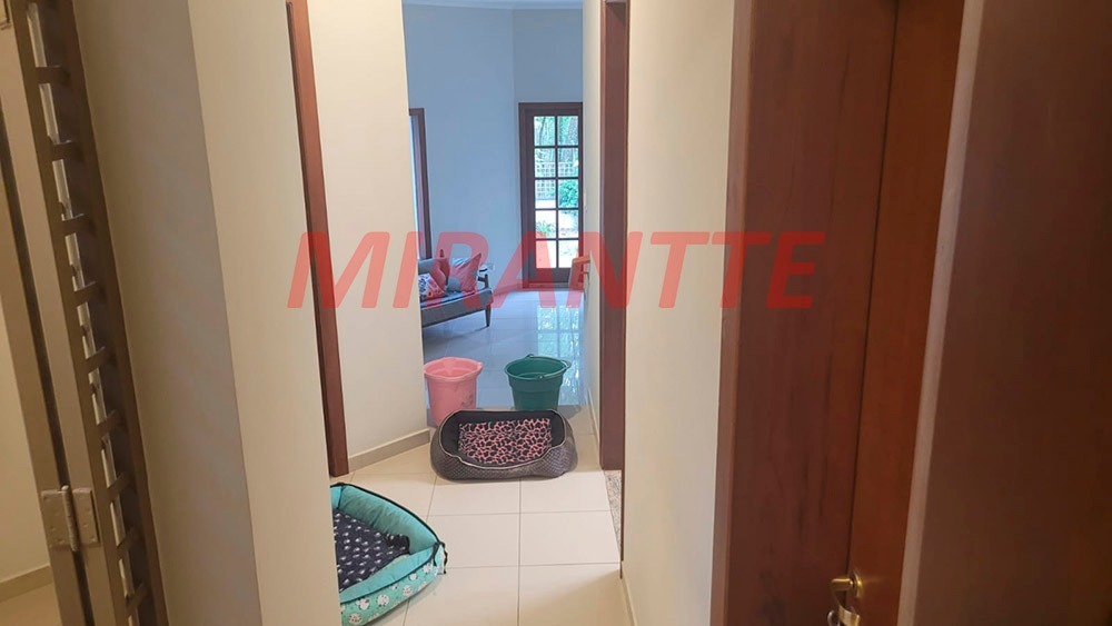 Sobrado de 359m² com 3 quartos em Barro Branco (Zona Norte)
