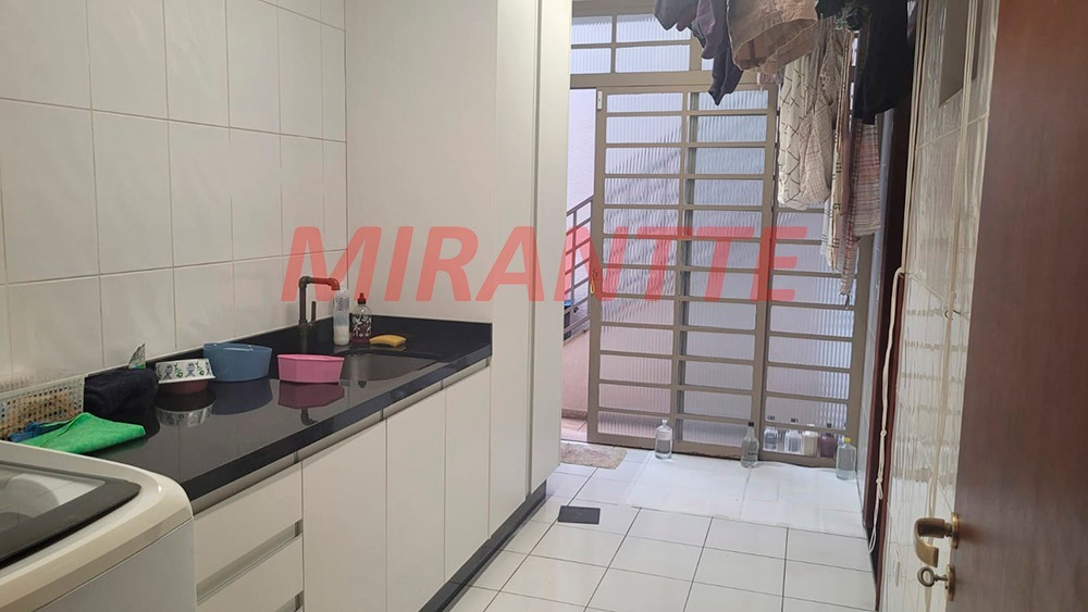Sobrado de 359m² com 3 quartos em Barro Branco (Zona Norte)